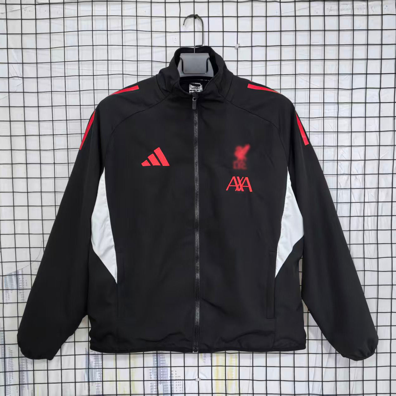 Liverpool Black Windbreaker 25 26 Season