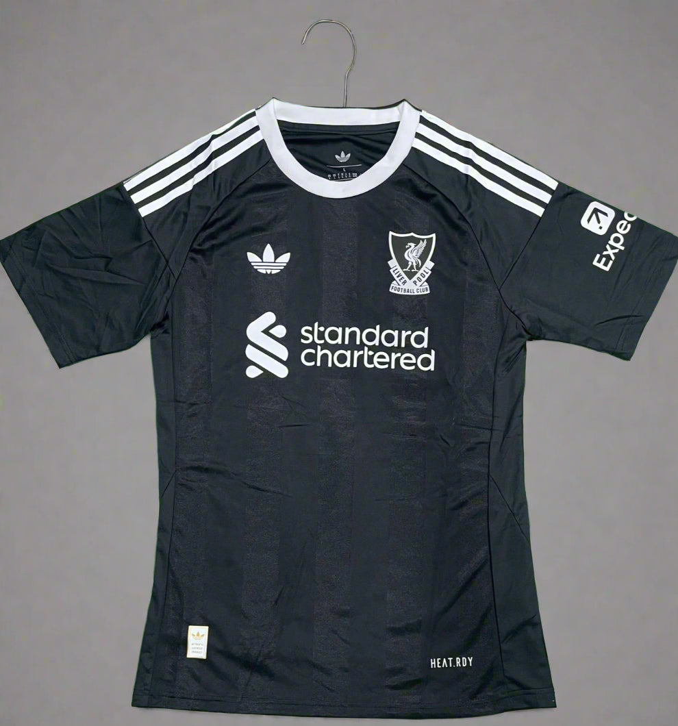 Liverpool Black Goal Keeper Jersey 25 26 Season PLAYER VERSION