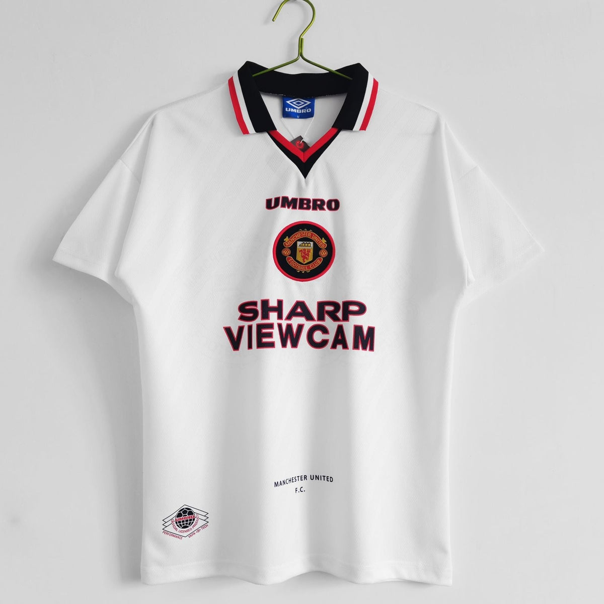 Manchester United 1996-97 Away Retro Jersey