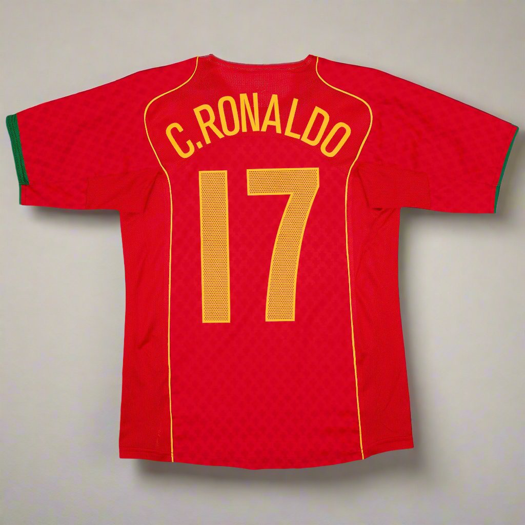 Portugal 2004 Home C.RONALDO 17 Retro Jersey